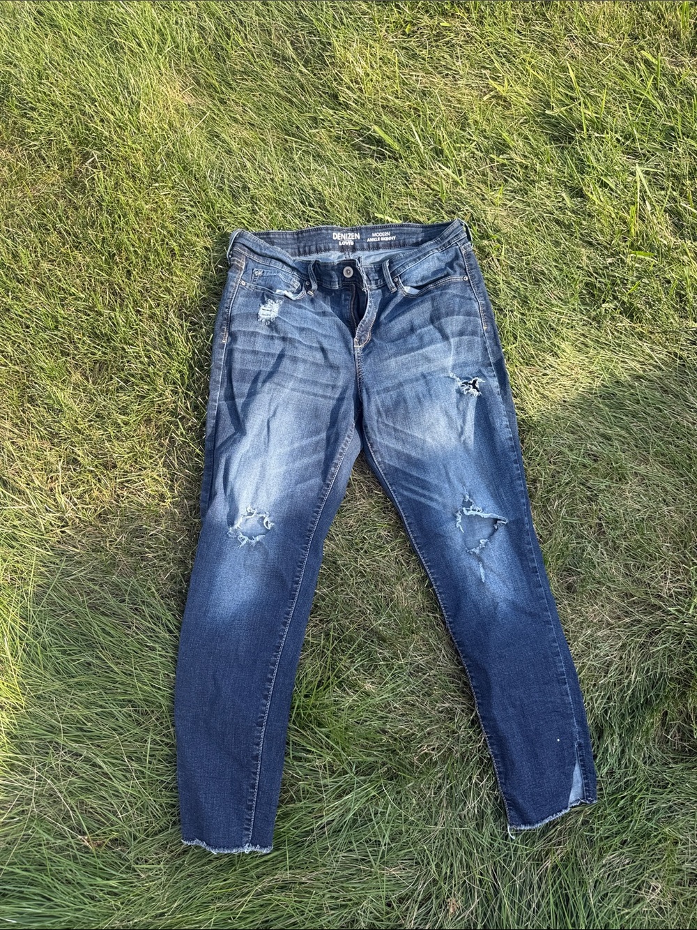 Denizen from Levi's Women's Dark Blue Distressed Skinny Jeans